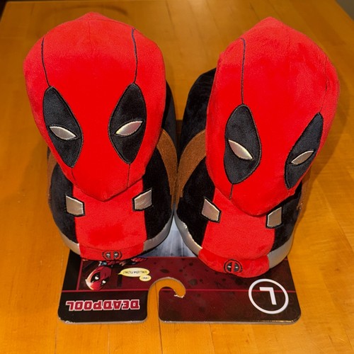Deadpool men slippers - deadpool, men’s