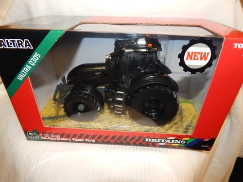 Britains valtra q305 tractor - q305,
