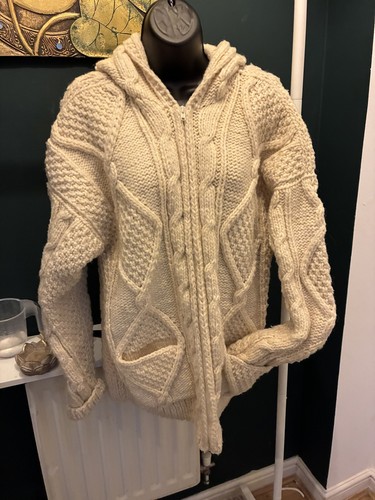 Vintage otavalo ecuador - ecuador, wool