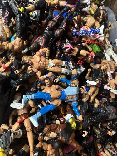 Various wrestling figures - wrestling, wwe