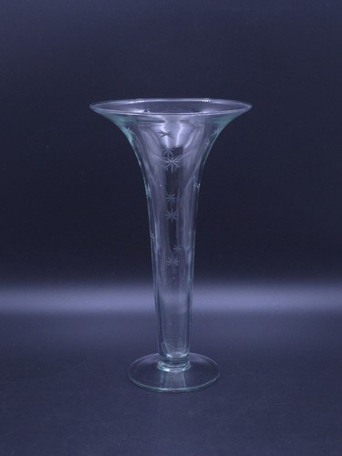 Hand made mouth blown glass - made,