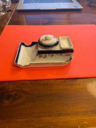 Vintage porcelain inkwell - porcelain, pen