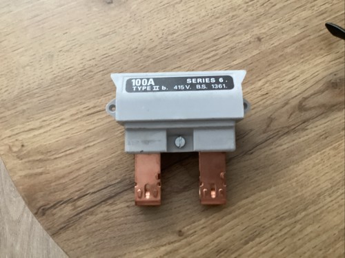 Henry series fuse carrier - 6,
