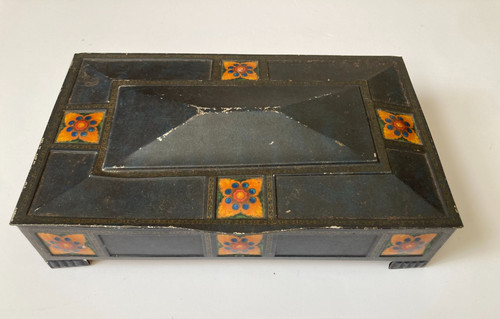 Antique 1920s art deco players - antique,