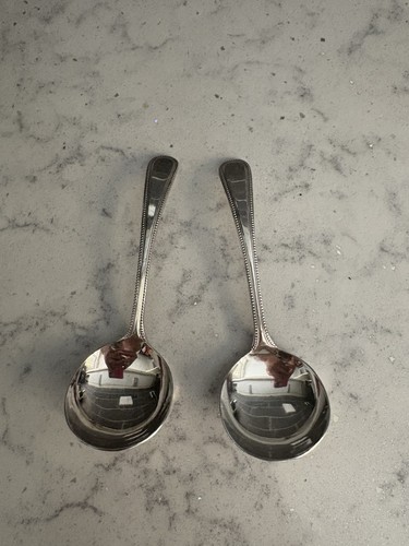 Pair vintage viners bead - pair, of