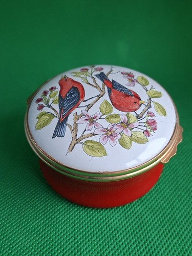Bilston battersea enamels pair - bilston,