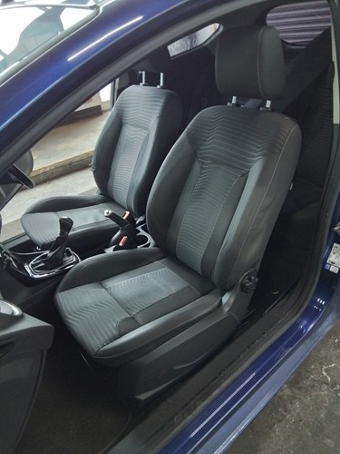 Front seat ford fiesta mk7 - seat,