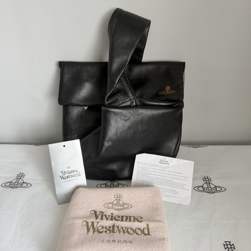 Authentic vivienne westwood - authentic,