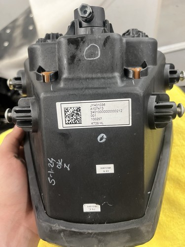 Ktm rc125 2024 front - front, headlight