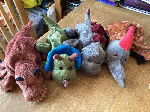 Set dinosaur hand - hand, puppets