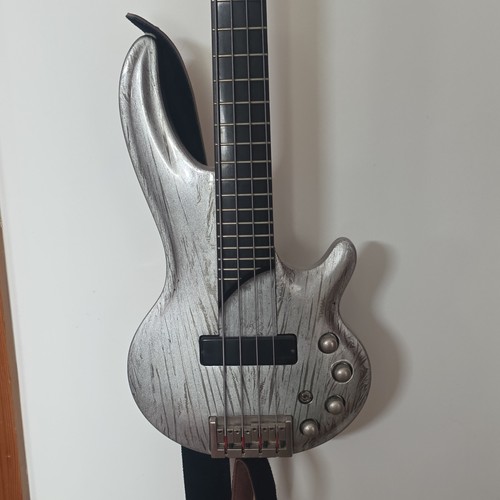Cort artisan curbow - cort, 4-string