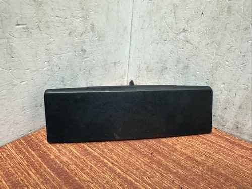 Genuine audi rear center - b8,