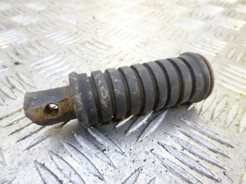 Yamaha rx100 1987 foot peg - yamaha,