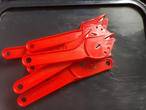Used safety cutter edge box - used,