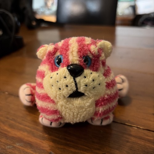 Golden bear bagpuss beanie - bagpuss, beanie.
