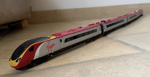 Hornby virgin pendolino - pendolino, oo