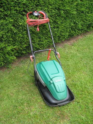 Qualcast hover lawn mower - qualcast,