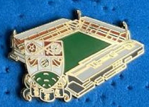 Barnet enamel stadium lapel - barnet,