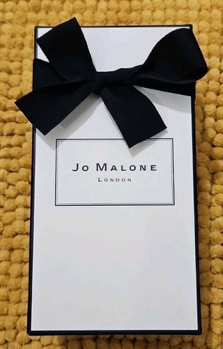 Malone red roses perfume - jo,