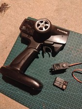 FUTABA T3PRKA 2.4GHz FHSS 3 CHANNEL RC TRANSMITTER &RECEIVER SYSTEM & SERVO UK