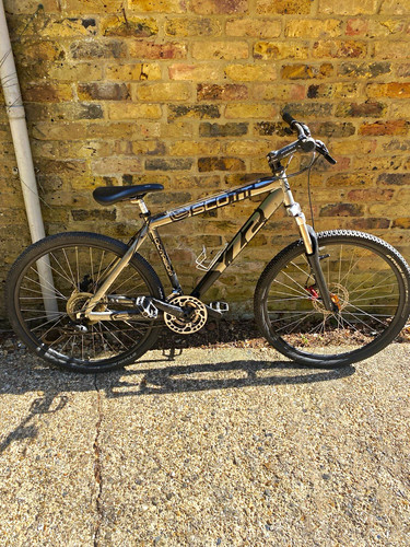 Scott 26in mountain bike - scott,