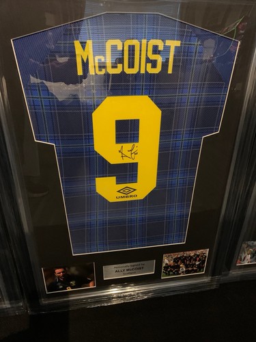 Ally mccoist hand signed - hand,