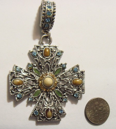 Vintg silver tone metal large - tone,