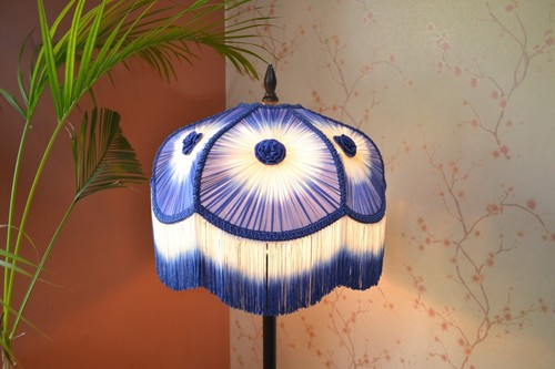 Lampshade scallop blue