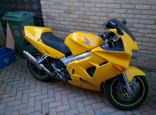 Honda vfr800 rc46 - vfr800, fi