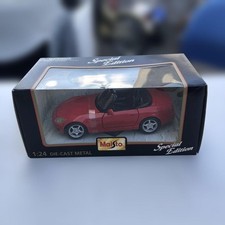 Maisto 1:24 Red Diecast Metal