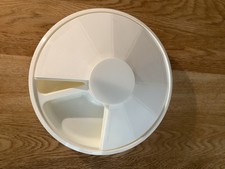 Automatic pet feeder