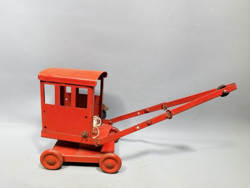 Tri ang crane circa - tri-ang, 1940's