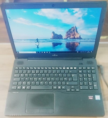 Fujitsu lifebook a556 - lifebook, 15.6"