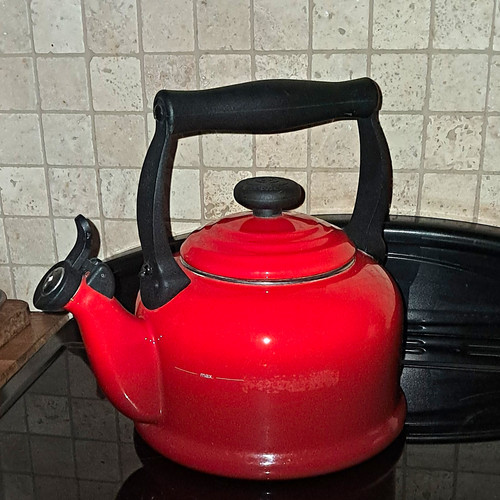 Creuset red black enamel - creuset,
