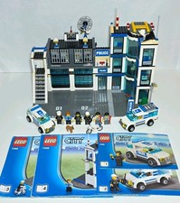 Lego City Police Station 7498