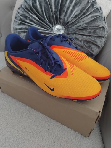 Nike astro boots trainers - nike,