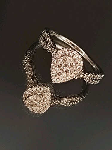 18ct white gold - 18ct, diamond