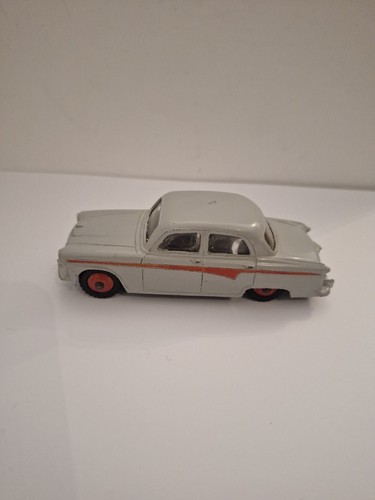 Dinky austin a105 nd68 - dinky, a105.