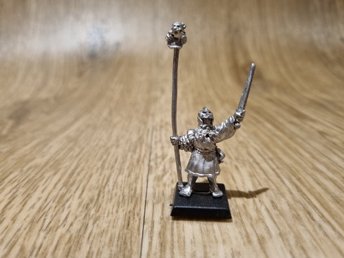 Empire standard bearer 4th - empire,
