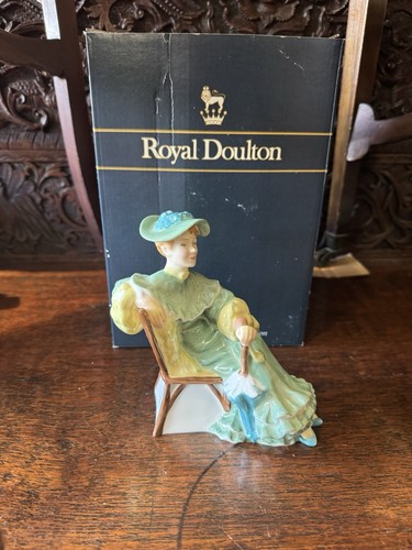 Large royal doulton figure - large,
