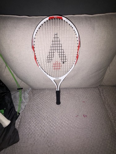 Junior karakal tennis - junior, racket