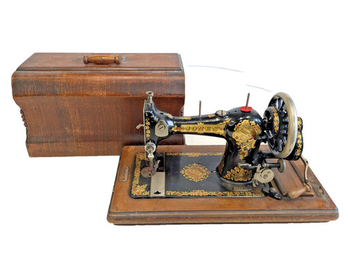 Jones vintage hand crank - c.s,