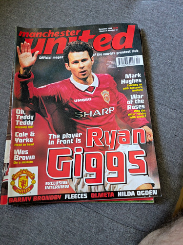 Manchester united official - manchester,