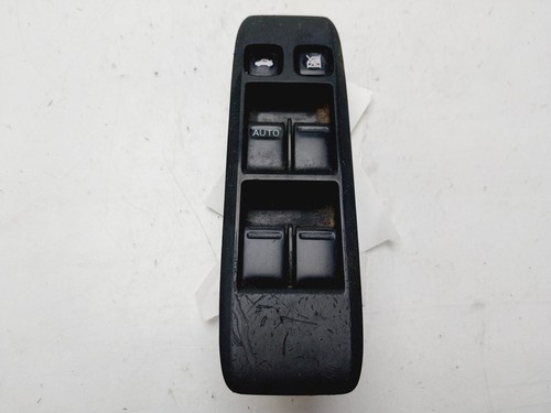 25401av640 front window - front,