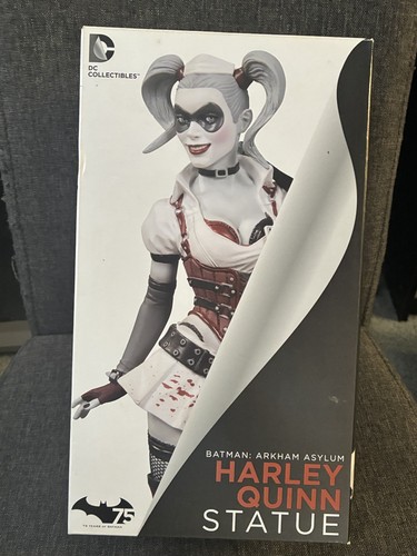 Batman arkham asylum - asylum, harley