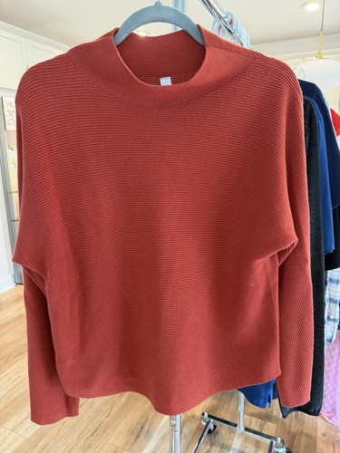 Lululemon still ease - still,