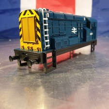 Hornby 00 Class 08 Locomotive