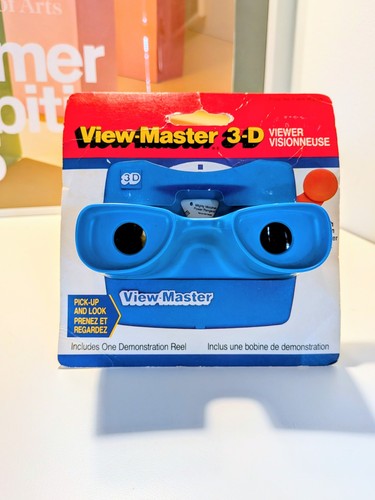 Vintage 1993 view master - 1993, blue