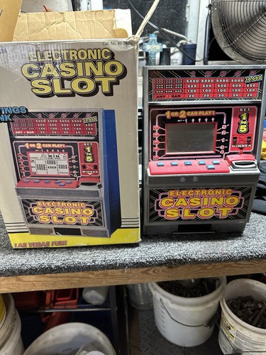 Vintage radio shack electronic - radio,