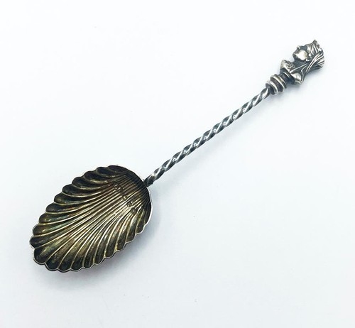 Queen victoria silver spoon - queen,